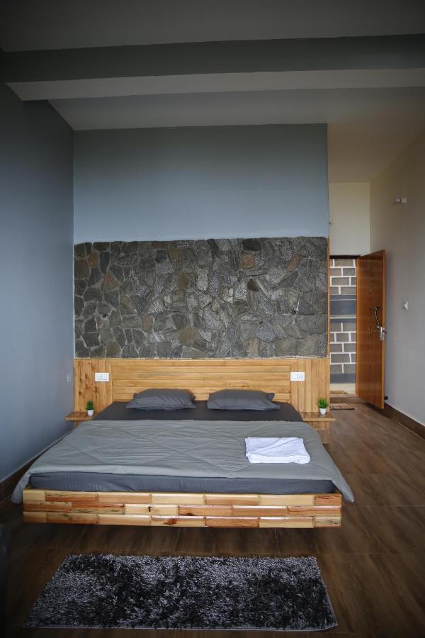 The Buransh Inn Almora Luaran gambar