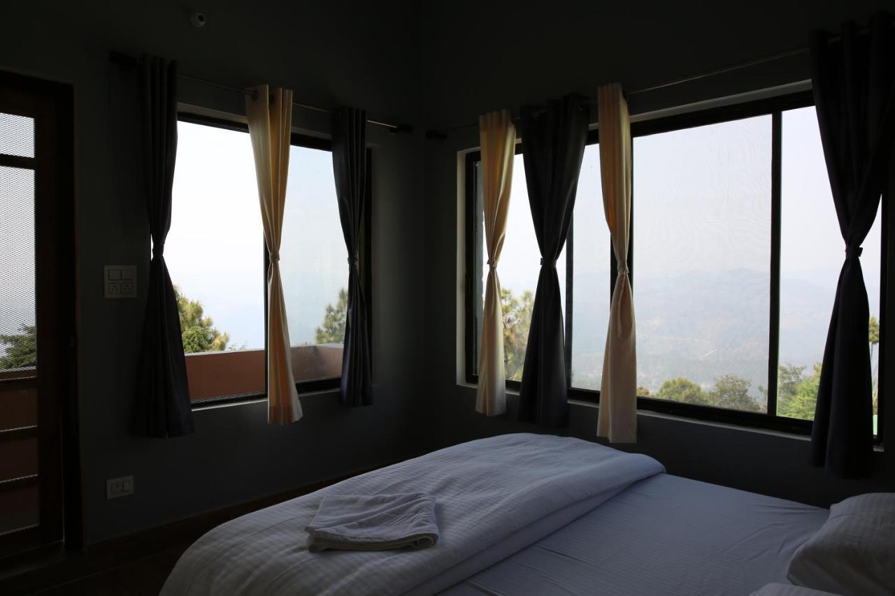 The Buransh Inn Almora Luaran gambar
