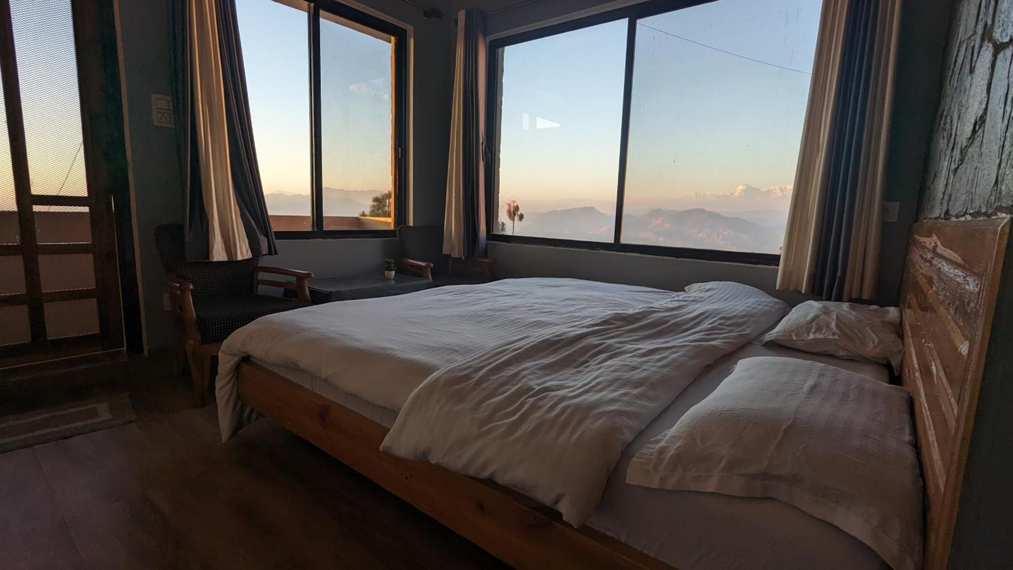 The Buransh Inn Almora Luaran gambar